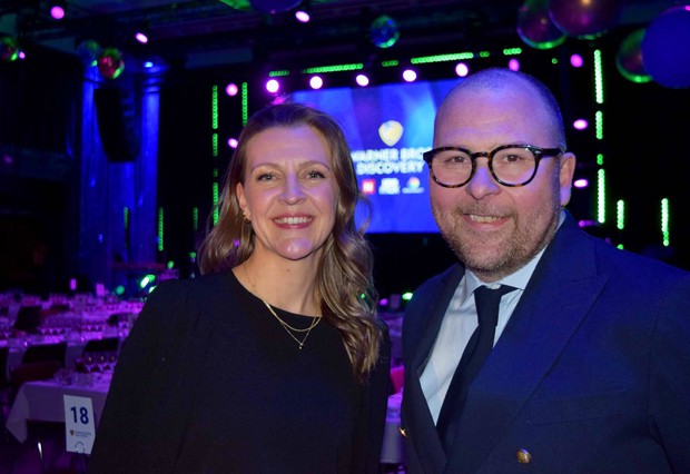 Warner Bros. Discovery vil skape TV-bølger med Max - mannekanal mister navnet sitt